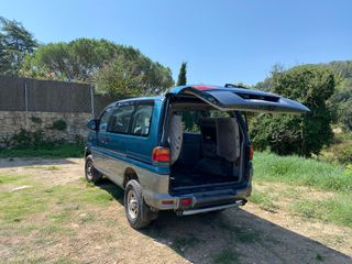 Mitsubishi Space Gear 1997