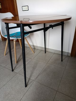 Mesa redonda plegable madera y metal