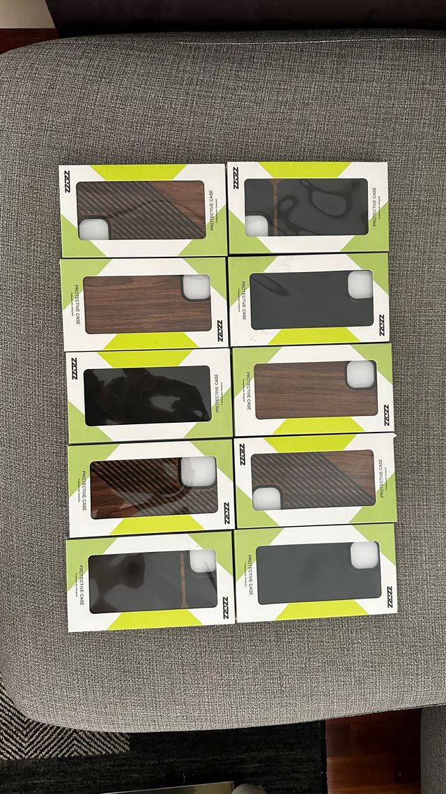 Lote y stock de 43 fundas moviles