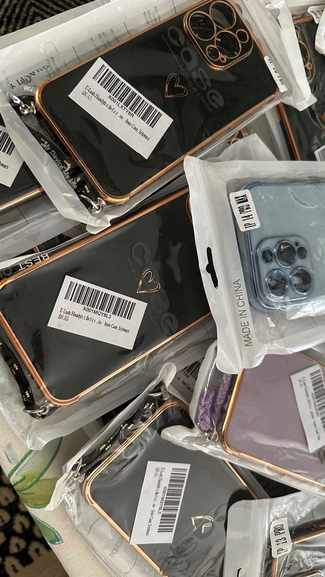 Lote y stock de 43 fundas moviles