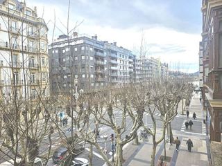 Piso en alquiler en Centro en San Sebastián-Donostia