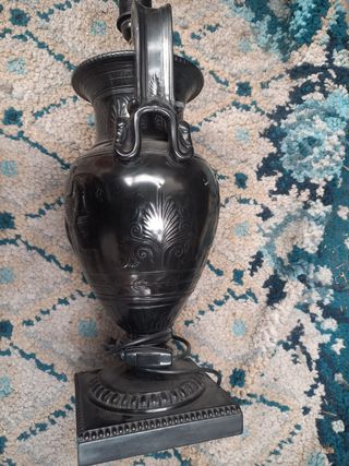 Lámpara de mesa antigua vintage