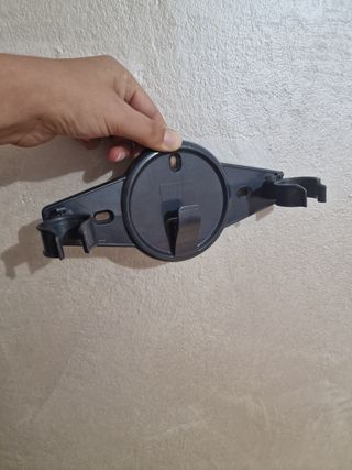 LAST PRICE Supporto da parete per aspirapolvere