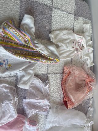 Muñeca Baby Born y Ropita