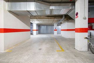 Garaje en venta en Colores - Entreparques en Sevilla