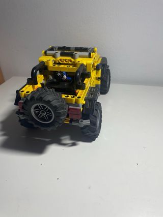 LEGO Technic Jeep Wrangler 42122