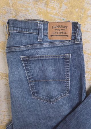 Levi Strauss Signature Talla: W40 L30