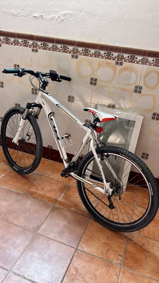Bicicleta BH Spike 26 Shimano SLX