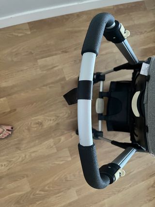 Carrito de bebé bugabo bee3 gris 