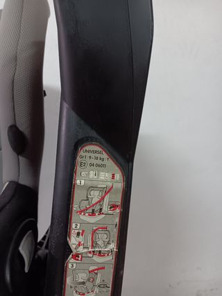 Silla giratoria de coche para niños gris