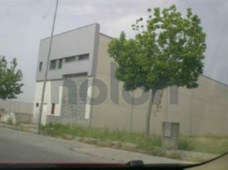 Nave industrial en venta en Palomares del Río