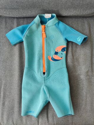 Neopreno infantil SUBEA azul con peces Decathlon