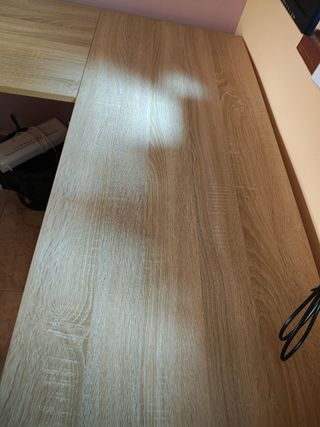 Mesa de oficina de madera