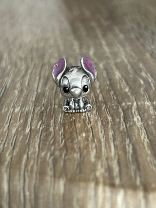 Stitch Pandora Charm Plata y Morado