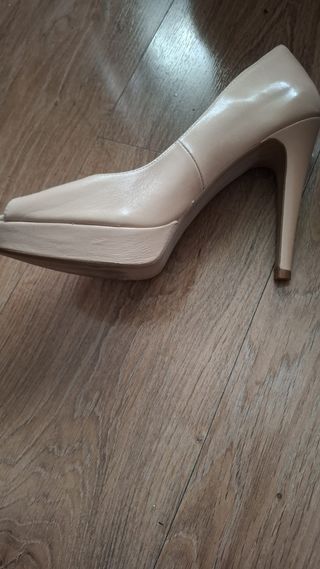 Zapatos Peep Toe Adela Lopez Piel Nude Talla 40