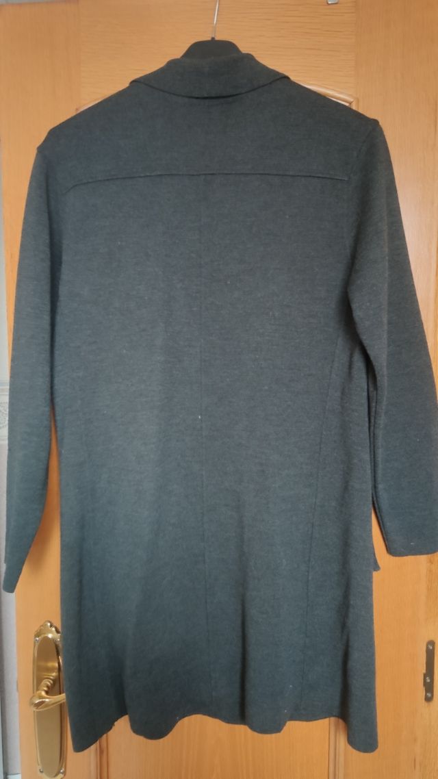 Chaquetón de lana gris talla M