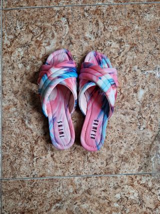 Sandalias Camper T38 Cruzadas Rosa.
Muy poco uso.