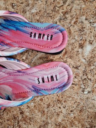 Sandalias Camper T38 Cruzadas Rosa.
Muy poco uso.