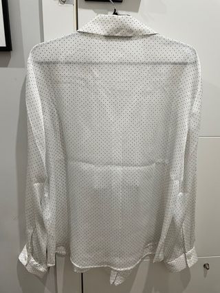 Camisa Zara lunares blanca talla L sin estrenar