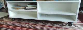 Mesa de centro  blanca Ikea con cristal sobremesa