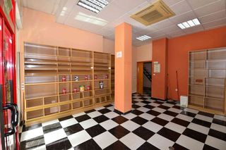 Oficina en alquiler en Los Boliches en Fuengirola