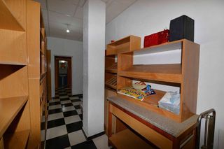 Oficina en alquiler en Los Boliches en Fuengirola