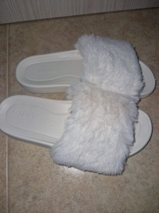 Chanclas blancas 