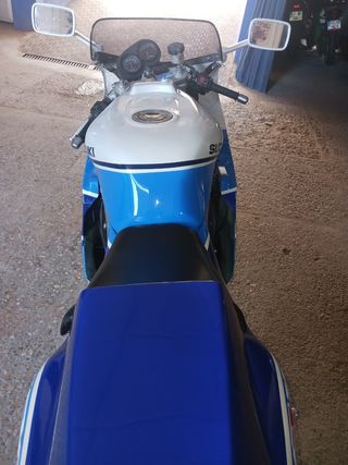 Suzuki GSXR 750 Slingshot