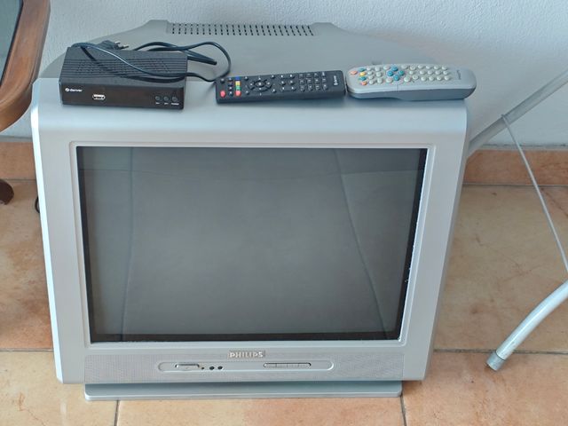 Televisor Philips antiguo