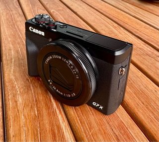 Canon Powershot G7X Mark III Negra