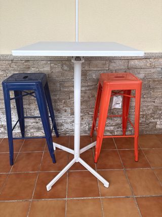Conjunto mesa y sillas exterior metal