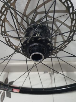 Rueda 26 Eje 20mm Buje Hope