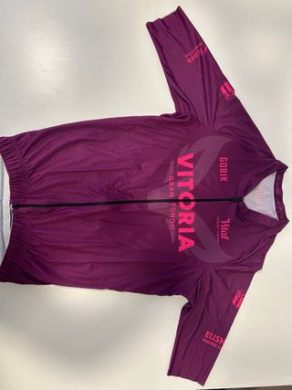 Maillot ciclismo Vitoria Gran Fondo Gobik morado