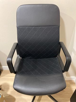 Silla de estudio negra