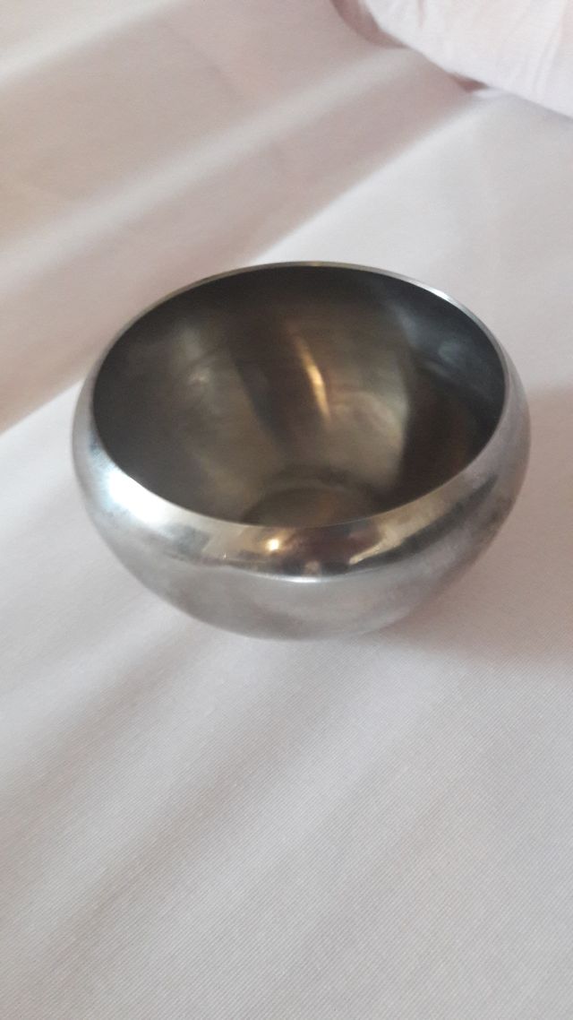 Cuenco tibetano de metal