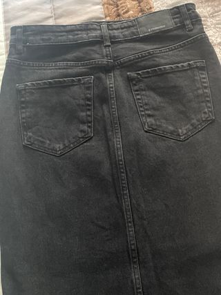 Falda larga vaquera negra Stradivarius T34
