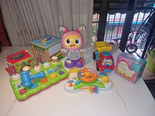 Lote de juguetes para bebé