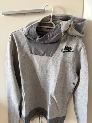 Sudadera Nike Gris