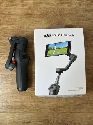DJI Osmo Mobile 6 Gimbal para Smartphones