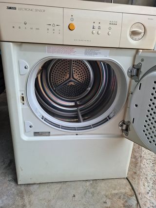 Secadora Zanussi Electronic Sensor