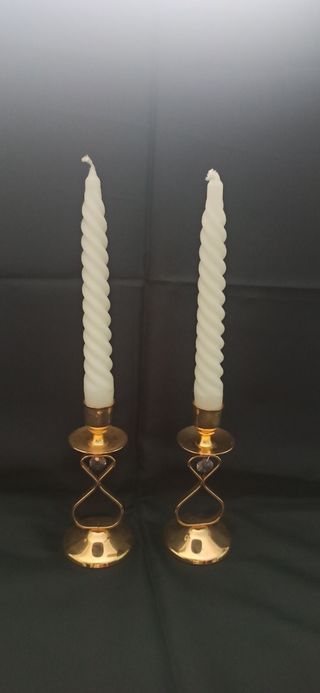 Pareja Candelabros Dorados con Cristal