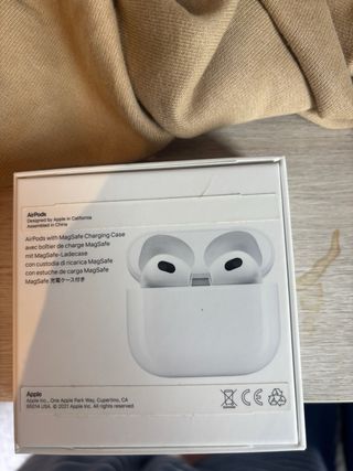 Auriculares inalámbricos Apple blancos Airpods