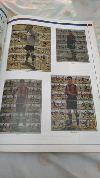 F. C. Barcelona. 3 albums en excelente estado. Ver