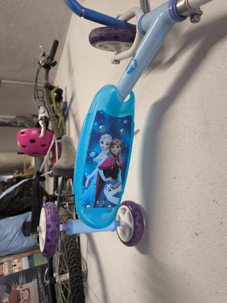 Patinete infantil Frozen