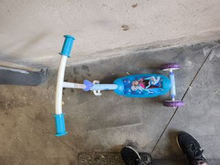 Patinete infantil Frozen