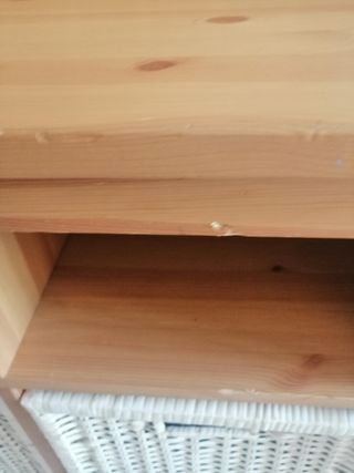 Consola Ikea Hemnes Madera y Mimbre