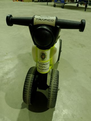 Moto de equilibrio Guardia Civil Tráfico. 