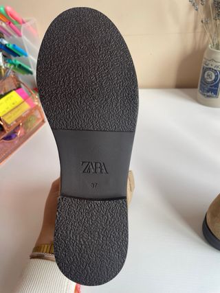 Botines de piel Zara beige