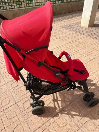 Silla de paseo Chicco ligera roja