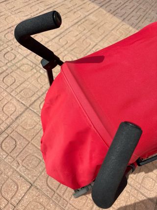 Silla de paseo Chicco ligera roja